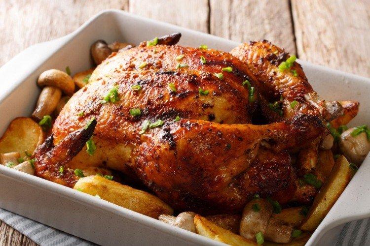 Индейка жареная с картофелем