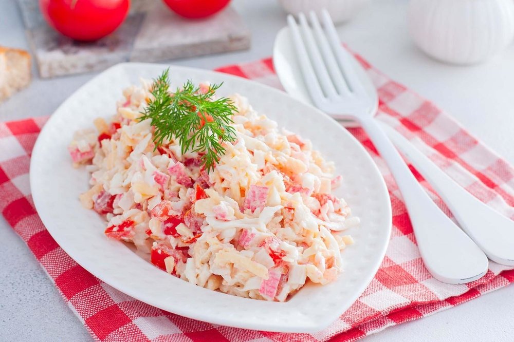 Салат с крабовыми палочками