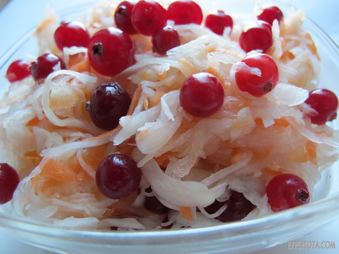 Салат из репы и смородины